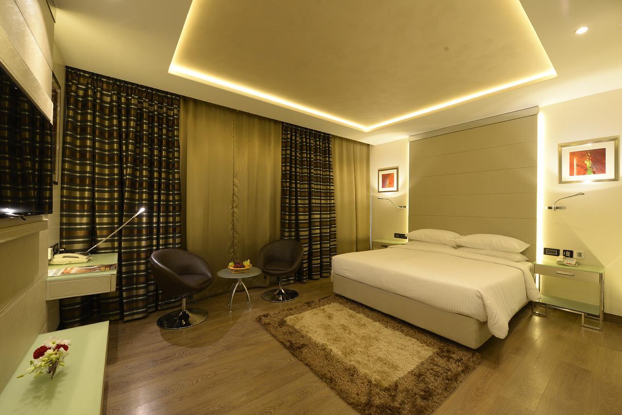 Genesis Hotel Near Mumbai Airport Zewnętrze zdjęcie