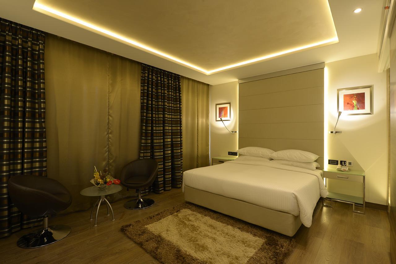 Genesis Hotel Near Mumbai Airport Zewnętrze zdjęcie